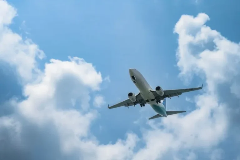 How to Find Cheap Flights: 11 Proven Tactics That Actually Work